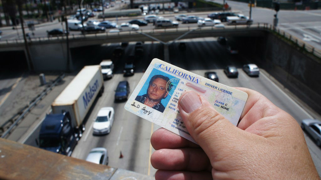 California works to get drivers’ licenses to the unlicensed – For The Curious